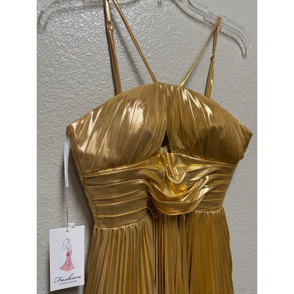 Fashion Class and Fashion Metallic Gold Pleated Mini Dress Size 4‎ NWT 3372222 - Picture 5 of 11